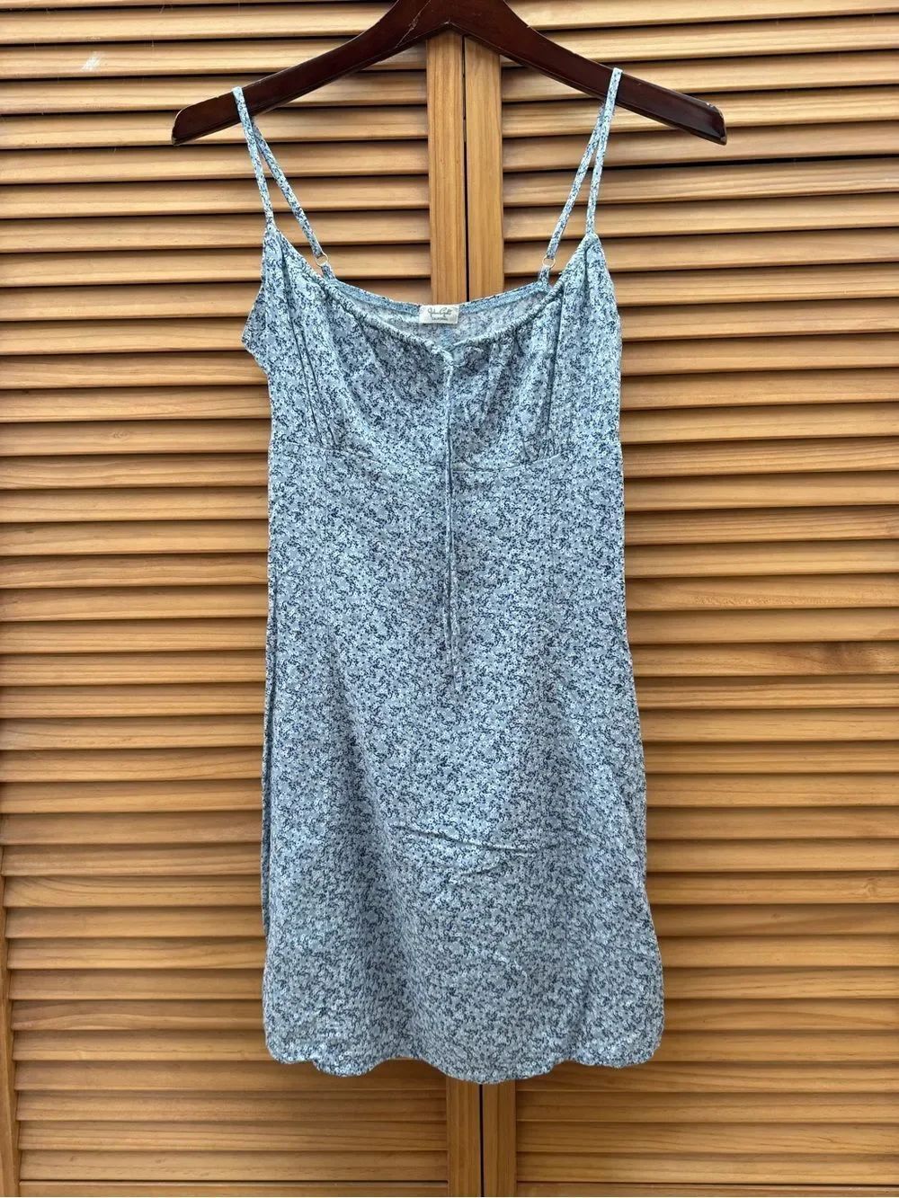 Brandy Melville Light Blue Floral Tie-Front dress